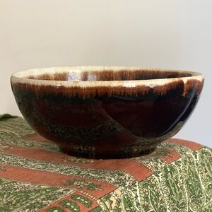 Small Vintage Pfaltzgraff Drip Glaze Bowl
